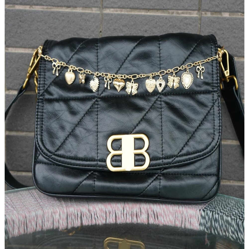 Sophisticated Gold Keychain With Charming Heart A… - image 2